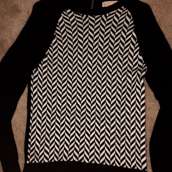 Michael Kors Sweaters - Michael Kors Chevron Sweater